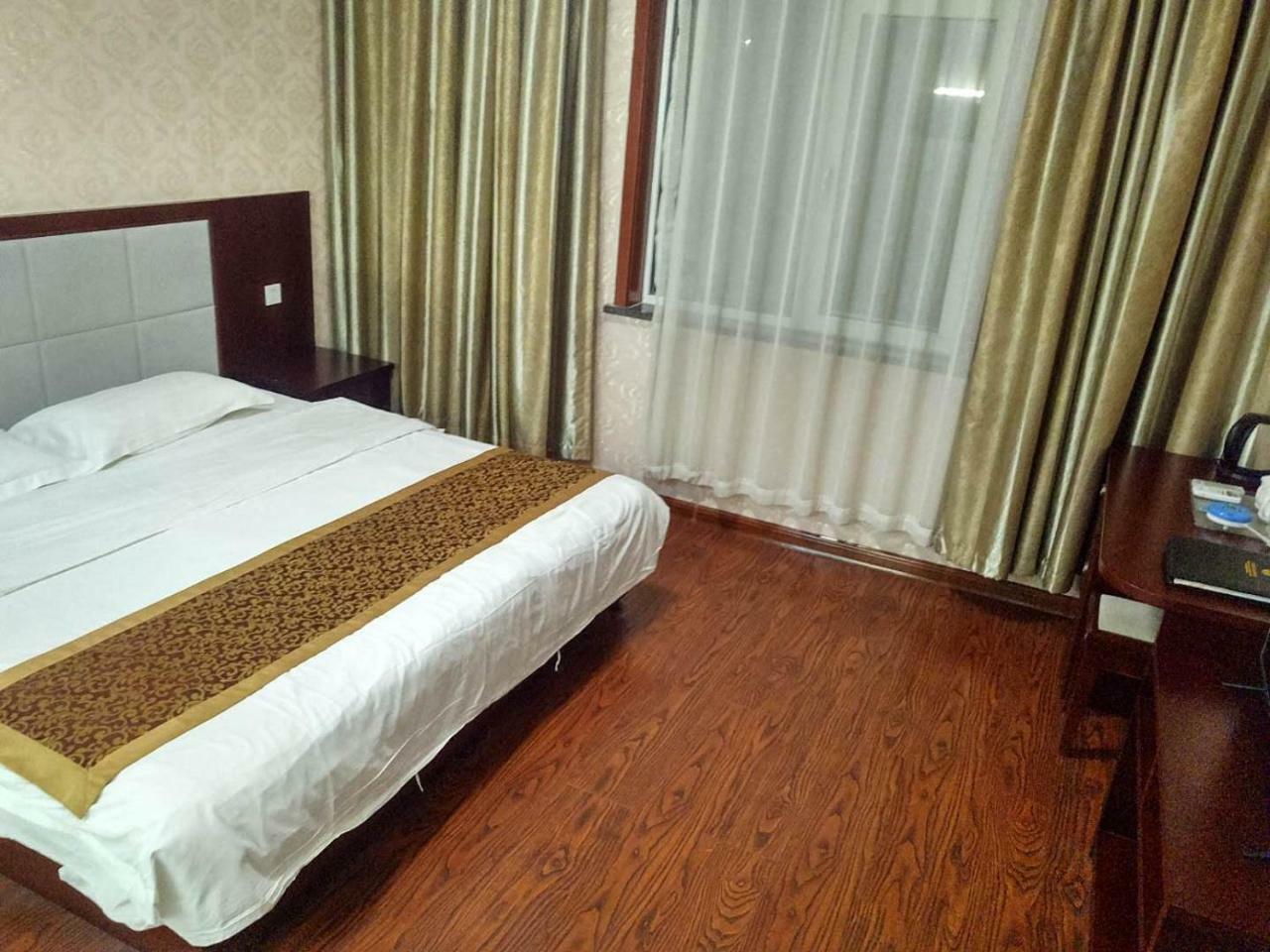 Beijing Gongmei Blue Peacock Business Hotel Εξωτερικό φωτογραφία