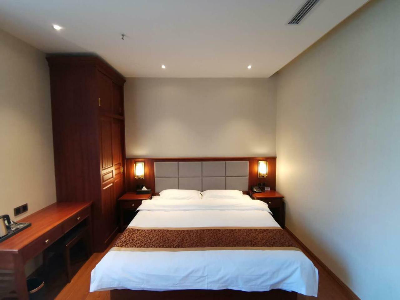 Beijing Gongmei Blue Peacock Business Hotel Εξωτερικό φωτογραφία