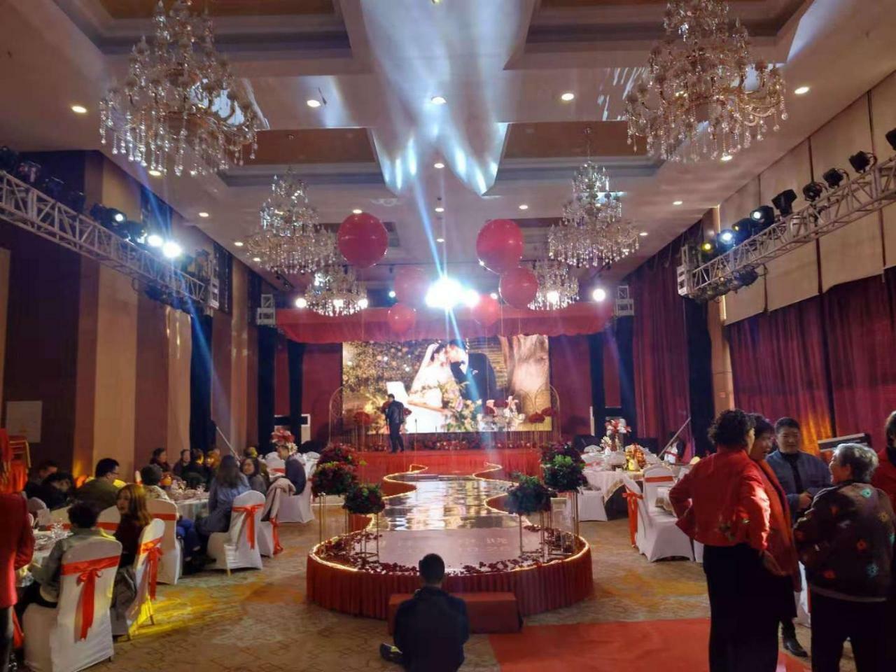 Beijing Gongmei Blue Peacock Business Hotel Εξωτερικό φωτογραφία