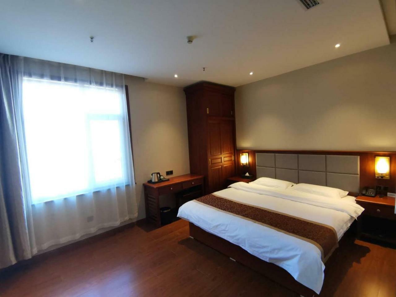 Beijing Gongmei Blue Peacock Business Hotel Εξωτερικό φωτογραφία