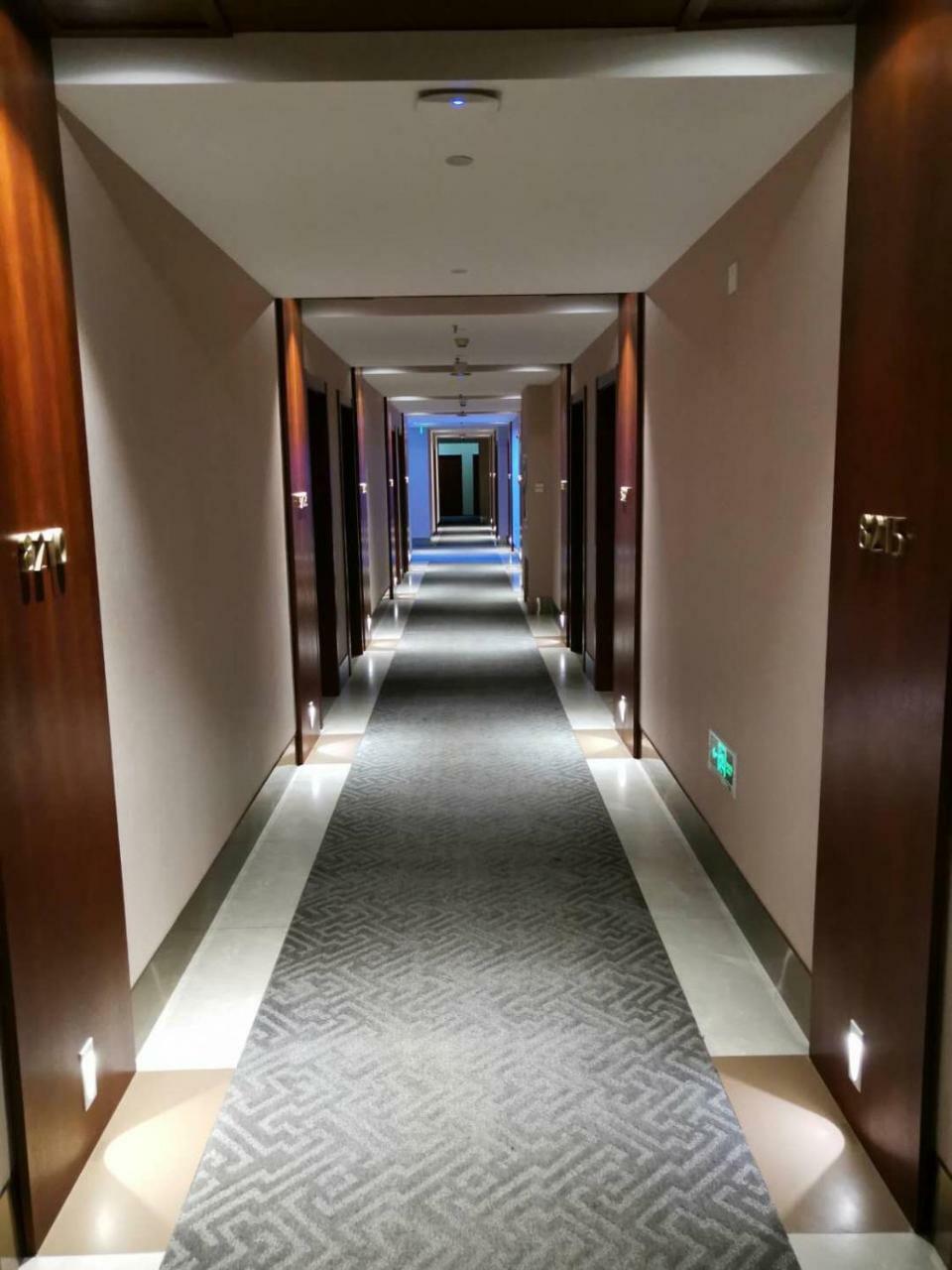 Beijing Gongmei Blue Peacock Business Hotel Εξωτερικό φωτογραφία